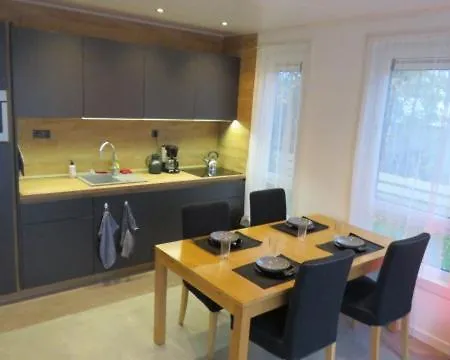 Chalet Aan De Maas Op-Andel